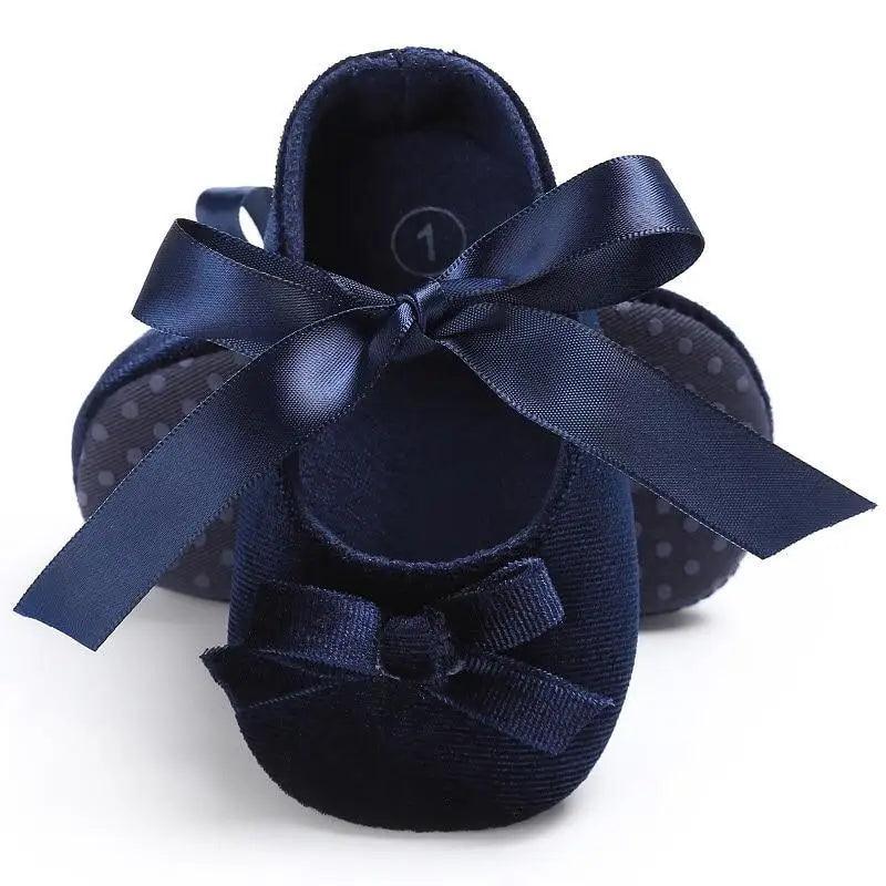 Baby Shoes Cute Bowknot Newborn Shoes Soft Bottom Anti Slip Toddler Girls Princess Shoes - STEVVEX Baby - baby, baby birthday gifts, baby fashion footwear, baby footwear, baby gifts, baby gifts for christmas, baby gifts for newborn, baby gifts for newyear, baby items, baby princess shoes, baby products, baby shoes, childern shoes, kids shoes, newborn baby shoes, toddler shoes - Stevvex.com