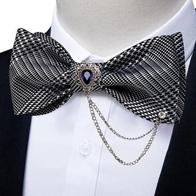 Business Elegant Gold Black Pattern Elegant Wedding Silk Bowtie Men Butterfly Fashion Bow Ties Pocket Square Classic Business Tuxedo Wedding Bowties Handkerchief Set - STEVVEX Fashion - 712, bowtie, bowtie for men, bowties, bridegroom bowtie, business bowtie, charming bowtie, classic bowtie, elegant bowtie, fashion bowtie, fashionable bowtie, luxury bowtie, mens bowtie, new design bowtie, party bowtie, retro bowtie, silk bowtie, stylish bowtie, vintage bowtie, wedding bowtie - Stevvex.com