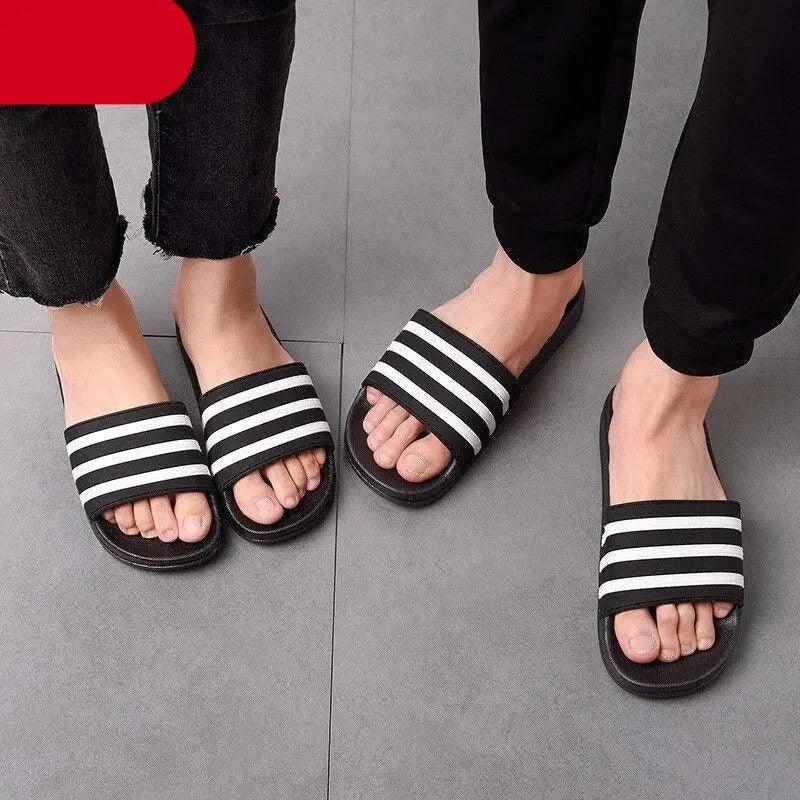 Casual Summer Modern Design Men Slippers Soft Black White Stripes Pattern Flip Flops Casual Summer Outdoor Slides