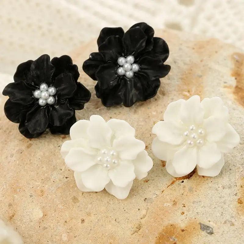 Charming Black Floral Women's Earrings Fashionable Trendy Elegant Design Jewelry For Ladies And Girls - ALLURELATION - 573, birthday earrings, black floral earrings, cute earrings, Earings for ladies, earrings, earrings for girls, earrings for women, Elegance earrings, fashionable earrings, Fashionable ladies jewelry, floral earrings, jewelry, luxury earrings, matching jewelry, Metal Earrings for ladies, party earrings, simple small earrings, Stylish Black earrings - Stevvex.com