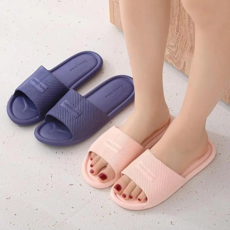 Cool New Slippers Women Summer Flip Flops Indoor Slippers Unique Design House Bathroom Non - slip Soft Flip Flops