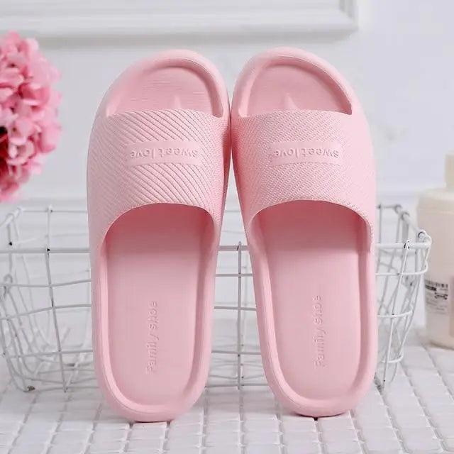 Cool New Slippers Women Summer Flip Flops Indoor Slippers Unique Design House Bathroom Non - slip Soft Flip Flops