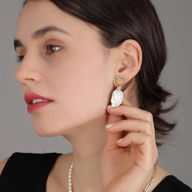 Copy of Trendy Exquisite Metal Dangle Drop Earrings for Women And Girl Fashionable Round And Long Earrings Female