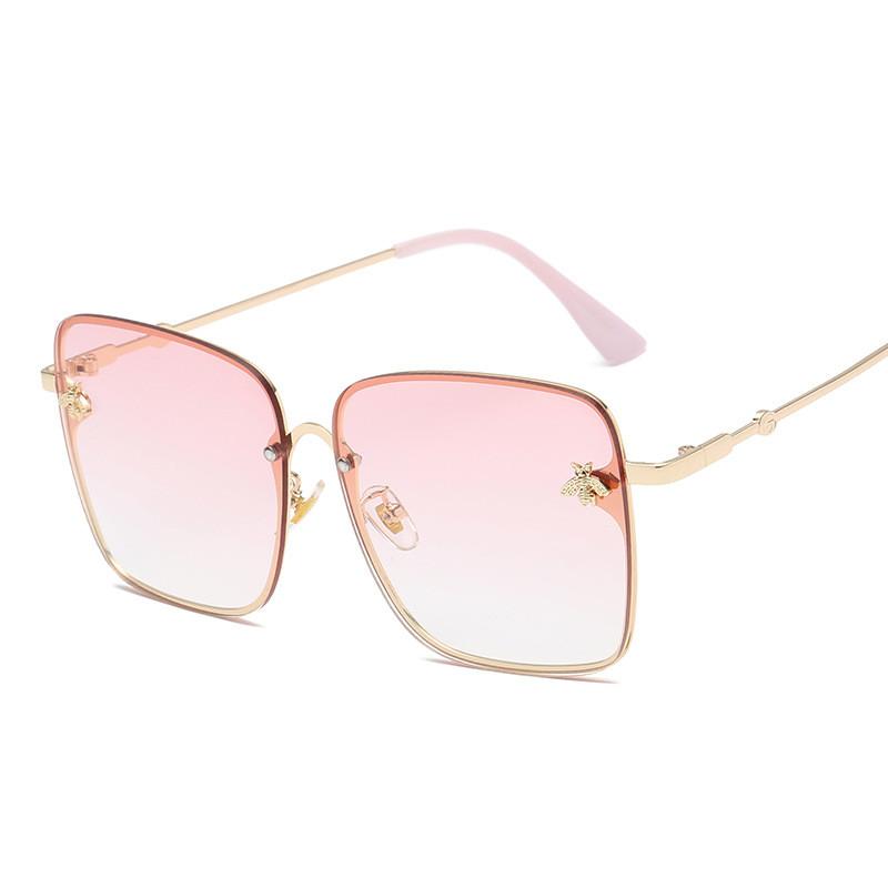 Luxury Square  Modern  WIth  Metal Luxury Bee Sunglasses For  Women and Ladies With  Retro Brand designer Metal Frame Oversized Style And Grandient Glasses