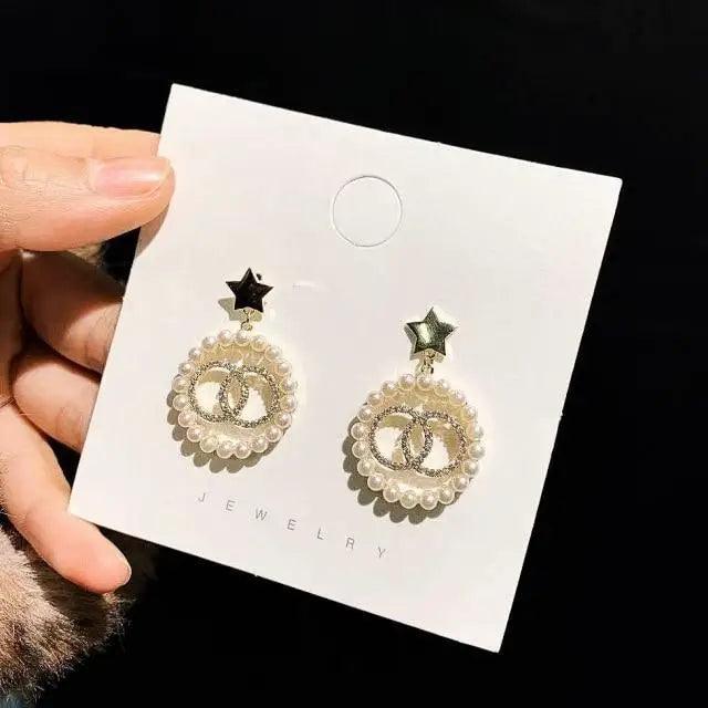 Elegance Asymmetrical Earrings For Women Luxury Pendent Round And Square Earrings For Ladies And Girls - 4 - ALU08642GFZ