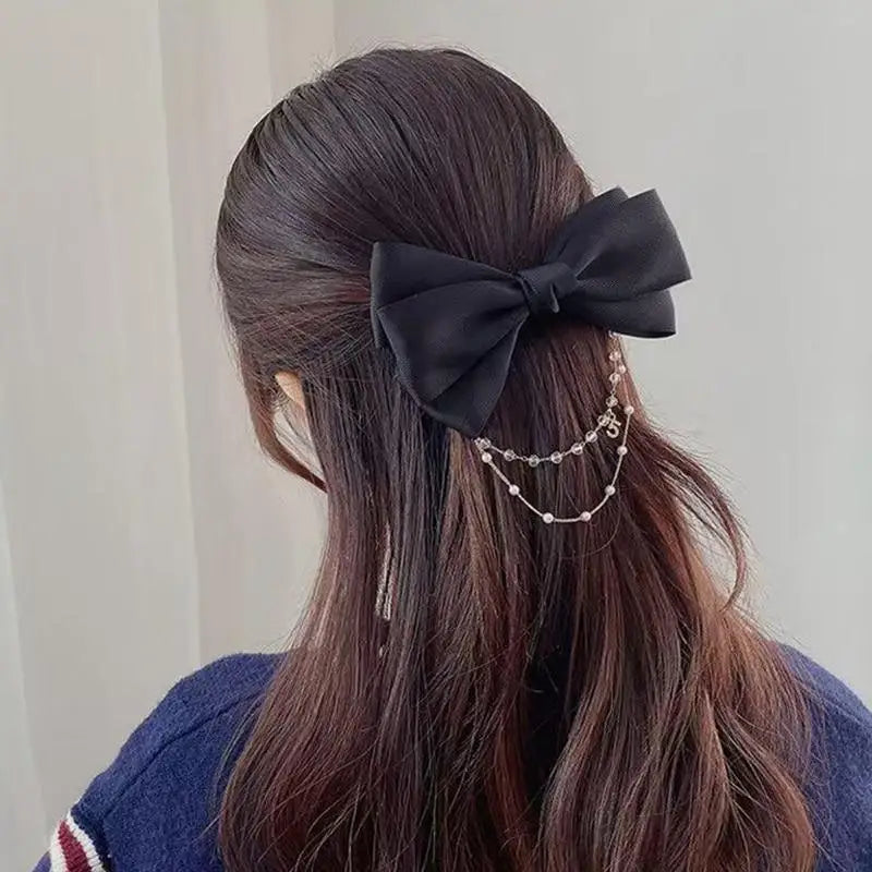 Elegant Black Charming Pearls Bow Chain Barrettes Cute Hair Clips For Women Modern Hair Clip Girls Hair Accessories