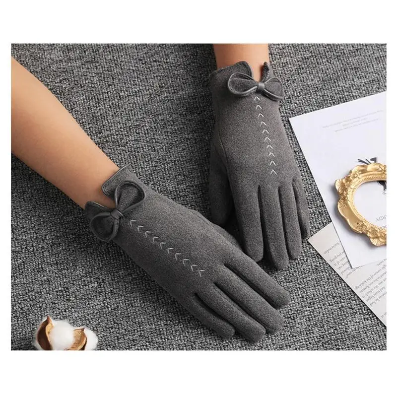 Elegant Black Winter Women Outdoor Warm One Size Gloves Fashionable Cute Bow Style Casual Gloves For Women - STEVVEX Fashion - 717, black gloves, bow gloves, casual gloves, comfortable gloves, cycling gloves, fashion gloves, gloves, gloves for girls, gloves for winter, gloves for women, new design gloves, soft gloves, stylish gloves, velvet gloves, warm gloves, winter gloves, women gloves - Stevvex.com