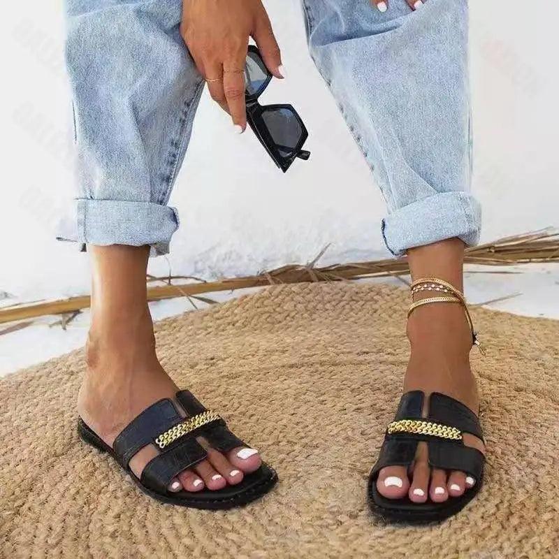 Elegant Black Women Chain Flip Flops Luxury Design Sandal Women Outdoor Slippers Casual Style Sandals - STIL8888YHNBP