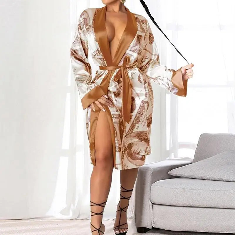 Elegant Women Indoor Robes Modern Design Bathrobes Ladies Long Sleepwear Soft And Comfortable Womens Bathrobes