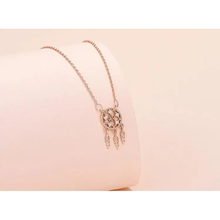 Hot Selling Fashion Dream Catcher Necklace Feather Creative Zircon Circle Girlfriend Gift Pendant Clavicle Necklace2021