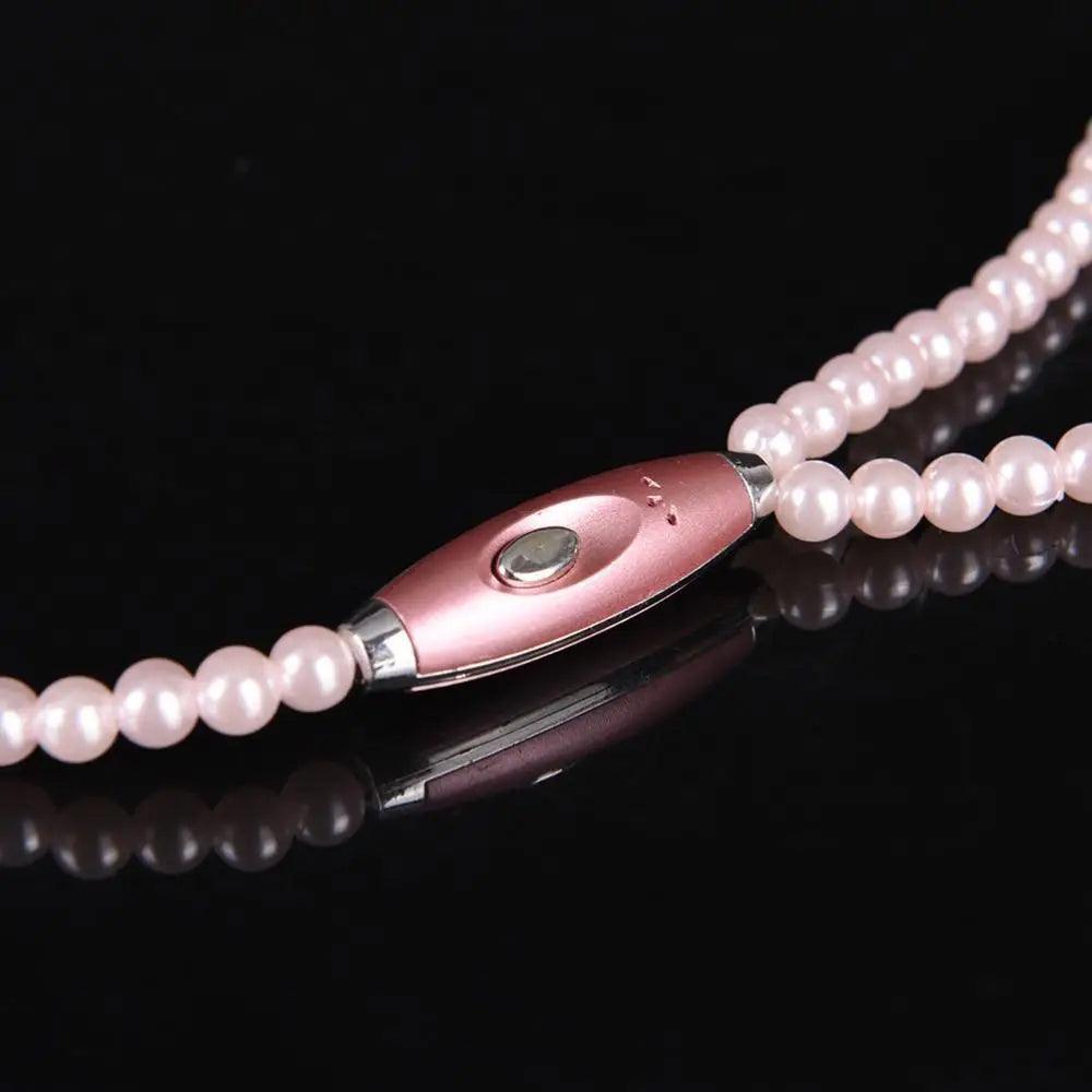 Ladies Luxury Pearl Necklace Pink Earphones With Mic Excellent Sound Quality Stereo Earphones For Everyday