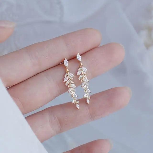 Luxury Gorgeous Shiny Diamond New Glamorous 14K Real Gold Plated Leaves Delicate Cubic Zircon Stud Earrings - Unique Fashion Wedding Jewelry for Women - ALLURELATION - 573, Aesthetic Jewelry, Best Selling Earrings, Best Selling Jewelry, Cute Earrings, Dangel Earrings, earrings, Fashion Earrings, Fashion Jewelry, Gifts for women, jewelry, Retro Jewelry, Wedding Jewelry, women Earrings, women Fashion earrings - Stevvex.com