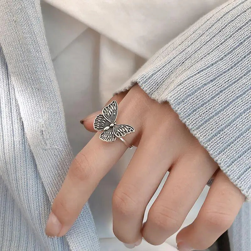 Luxury Unique Antique Angel Wing Stainless Steel Beast Ring For Women And Girls - Trendy Jewelry For Women’s Gifts