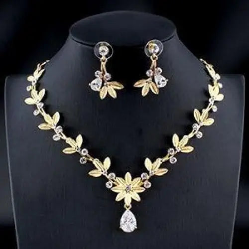 Modern Luxury Women's Wedding Jewelry Set In Modern Gold Silver Color Style Necklace & Earrings Accessory Gift - STEVVEX Jewelry - bridal accessories, bridal fashion, Earrings, Earrings set, gold silver color, jewelry, jewelry sets, necklace, Necklace and earrings, Necklace set, wedding jewelry sets, women accessories, women fashion - Stevvex.com