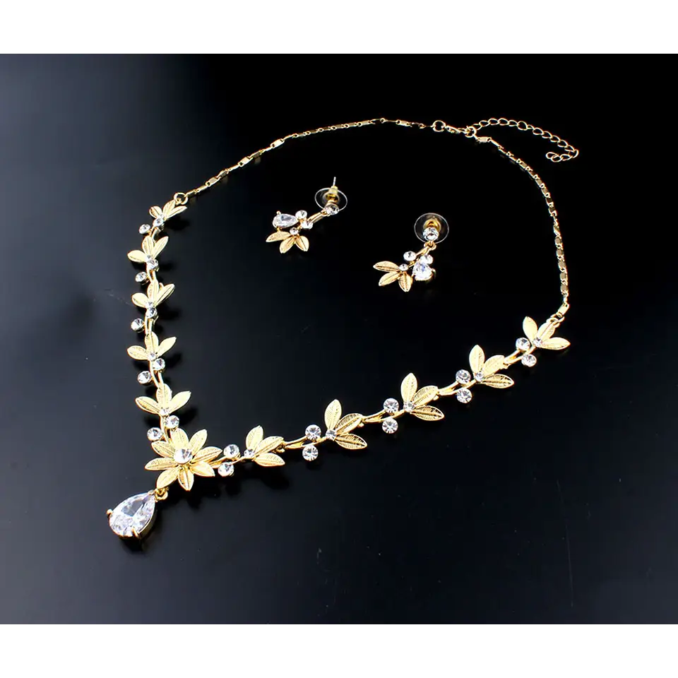 Modern Luxury Women's Wedding Jewelry Set In Modern Gold Silver Color Style Necklace & Earrings Accessory Gift - STEVVEX Jewelry - bridal accessories, bridal fashion, Earrings, Earrings set, gold silver color, jewelry, jewelry sets, necklace, Necklace and earrings, Necklace set, wedding jewelry sets, women accessories, women fashion - Stevvex.com