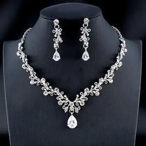 Modern Luxury Women's Wedding Jewelry Set In Modern Gold Silver Color Style Necklace & Earrings Accessory Gift - STEVVEX Jewelry - bridal accessories, bridal fashion, Earrings, Earrings set, gold silver color, jewelry, jewelry sets, necklace, Necklace and earrings, Necklace set, wedding jewelry sets, women accessories, women fashion - Stevvex.com