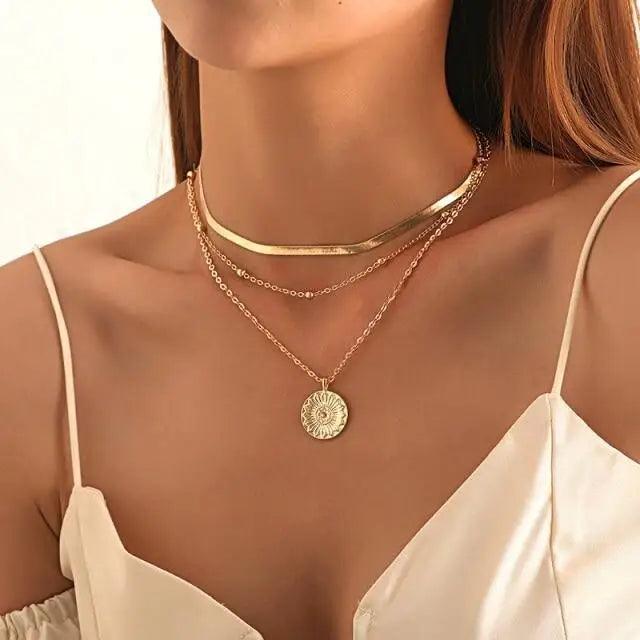 Modernd Luxury 2021 New Gold Coin Layered Chain Necklace For Women And Girls Stylish Pearl Moon Choker Collar butterfly