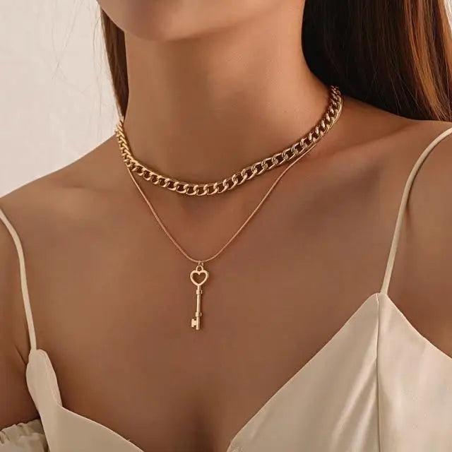 Modernd Luxury 2021 New Gold Coin Layered Chain Necklace For Women And Girls Stylish Pearl Moon Choker Collar butterfly