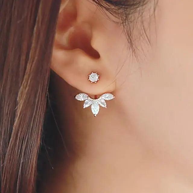 New Crystal Flower Drop Earrings for Women Fashion Jewelry Gold Rhinestones Earrings Gift for Party Women Fashion Jewelry - ALLURELATION - 573, Aesthetic Jewelry, Best Selling Earrings, Best Selling Jewelry, Cute Earrings, earrings, Fashion Earrings, Fashion Jewelry, Gifts for women, jewelry, Retro Jewelry, Wedding Jewelry, women Earrings, women Fashion earrings - Stevvex.com