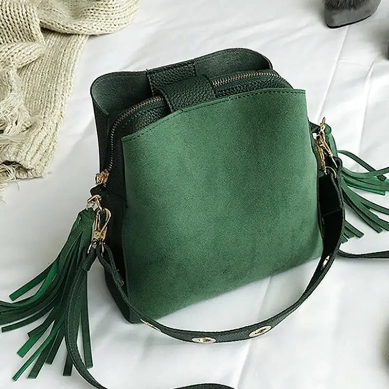 New Fashionable Scrub Women Bucket Bag Vintage Tassel Messenger Bag High Quality Shoulder Bag Simple Crossbody Bag