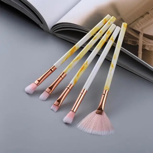 New Luxurious 12/8/5pcs Eye Lip Makeup Brushes Set Eyebrow Comb Eyelash Sponge Eyeshadow Silicone Face Mask Edge