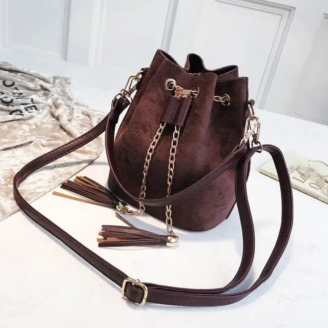 New Sizzling Mini Crossbody Handbags Cute Bucket Bag Organizer Small Tassel PU Leather Womens Shoulder Messenger Bags