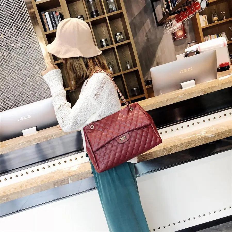 New Sizzling Top Quality Women Pu Leather Shoulder Bag Fashionable Designer Luxury Female Large Capacity Crossbody Bag