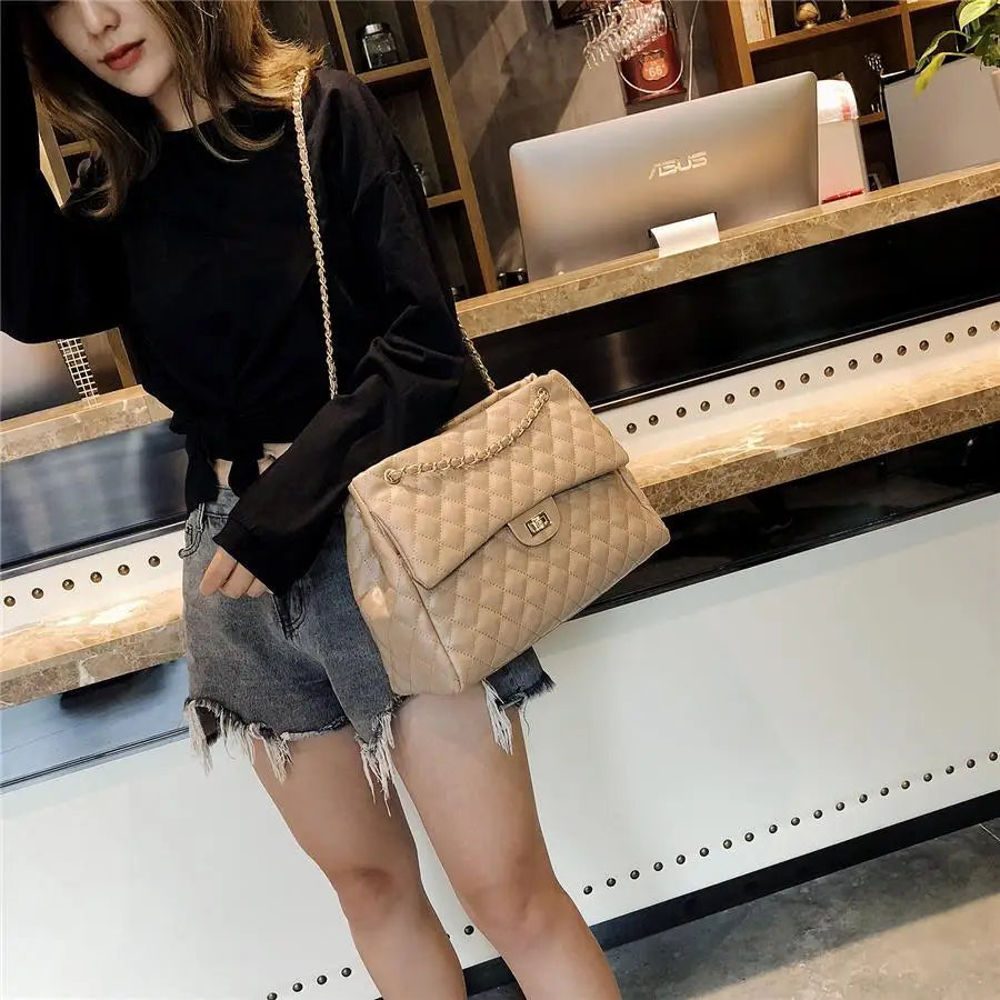 New Sizzling Top Quality Women Pu Leather Shoulder Bag Fashionable Designer Luxury Female Large Capacity Crossbody Bag