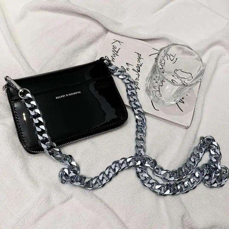 New Sparkling Thick Metal Chain Shoulder Bag Bike Wallet Mini Bag Coin Purse. Fashionable Women Pack Leather Crossbody