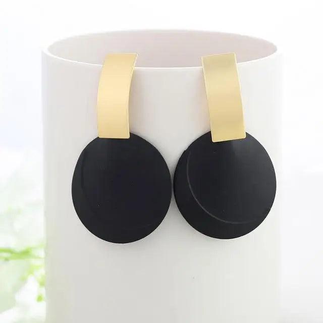 New Summer Style Golden Drop Earrings For Women And Girls Geomatric Black Long Hanging Earring Jewelry Gift