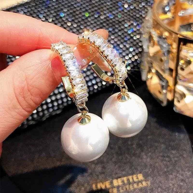 Oversized White Pearl Drop Earrings for Women And Girl Trendy Golden Round Pearl Wedding Earrings Jewelry Gift