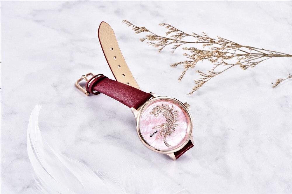 Luxury Womens Round Watch Simple Analog Quartz Watches Elegant Stainless Steel Mesh Strap Fashionable Wrist Watch For Woman