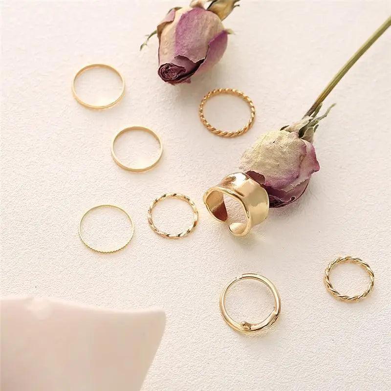 Shiny Gold Wide Chain Rings Set For Women And Girls Crystal Round Rings Vintage Style Female Party Jewelry - ALU06193AYV