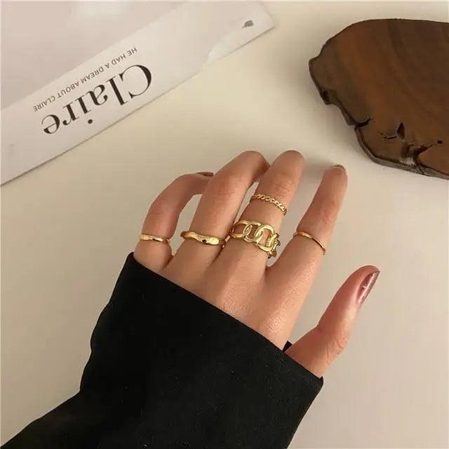 Shiny Gold Wide Chain Rings Set For Women And Girls Crystal Round Rings Vintage Style Female Party Jewelry - 9