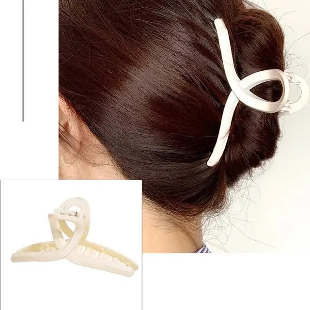 Simple Gold Geometric Metal Hair Claw Women Lightweight Modern Nonslip Big Luxury Hair Clips Women Excellent Gift - 12