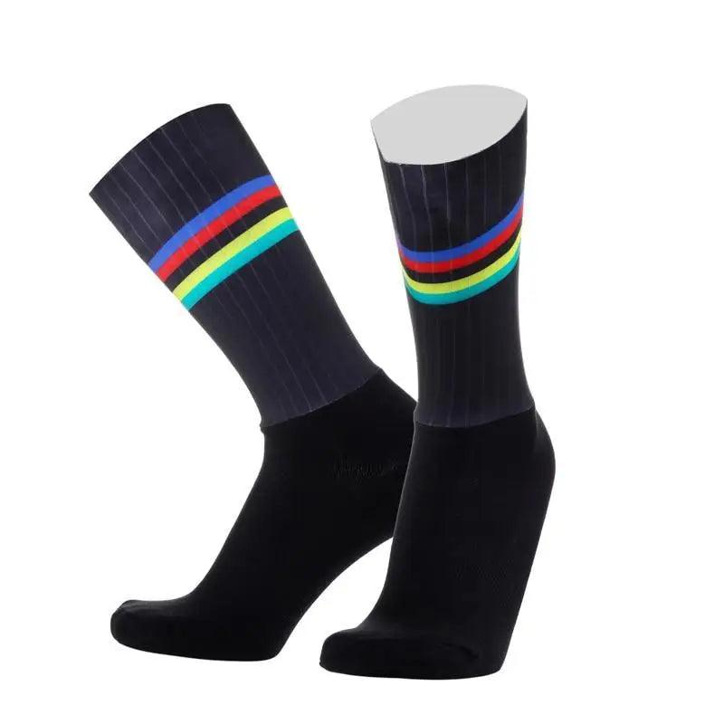 Simple Modern Design Anti Slip Silicone Cycling Socks For Men Unique Bicycle Running Socks Lightweight Breathable