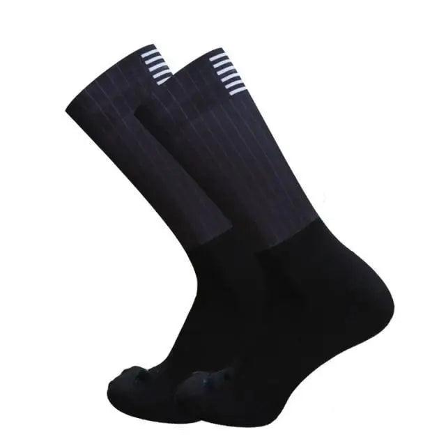 Simple Modern Design Anti Slip Silicone Cycling Socks For Men Unique Bicycle Running Socks Lightweight Breathable