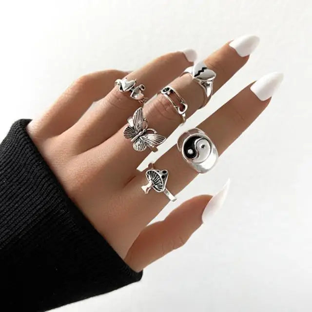 Sizzling 6 PCs Silver Color Ring Set For Women And Girls Sparkling Knuckle Finger Rings - Unique Design Female Jewelry