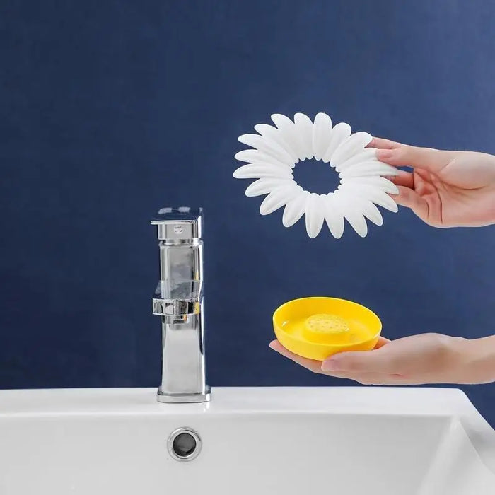 Soap Box Lotus Shape Non - slip Portable Silicone for Water Draining Solid Color Draining Soap Dish Bathroom