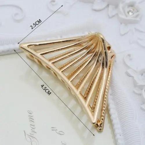 Stylish Geometric Hair Claw For Women Classic Design Metal Claw Clips Hollow Non - slip Hair Catch Jaw Clamp for Women