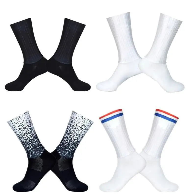 Stylish Summer Breathable Cycling Socks For Men Anti Slip Seamless Sports Cycling Socks For Men Modern Design Running