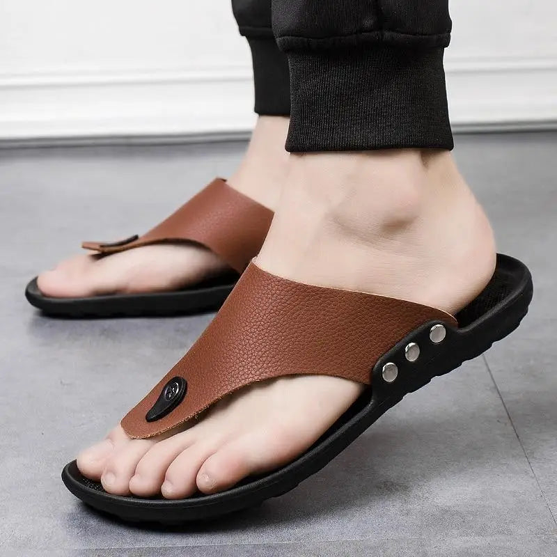 Summer Modern Design Men Flip - Flops For Beach Slippers Classic Brown Sandals Comfortable Casual Beach Outdoor