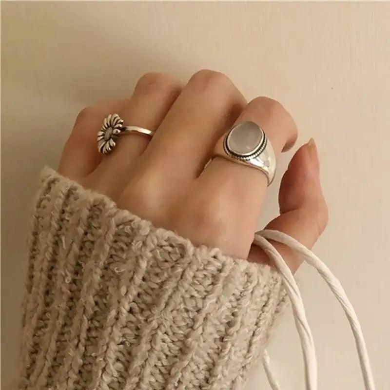 Trendy Vintage Style Silver Couples Rings for Women Sterling Handmade White Agate Elegant Wedding Party Jewelry Gifts