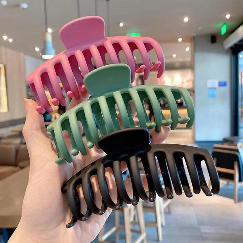 Unique Solid Large Hair Claws Stylish Big Matte Banana Claws Clamp Giant Styling Hair Claw Clamps Accessories For Women