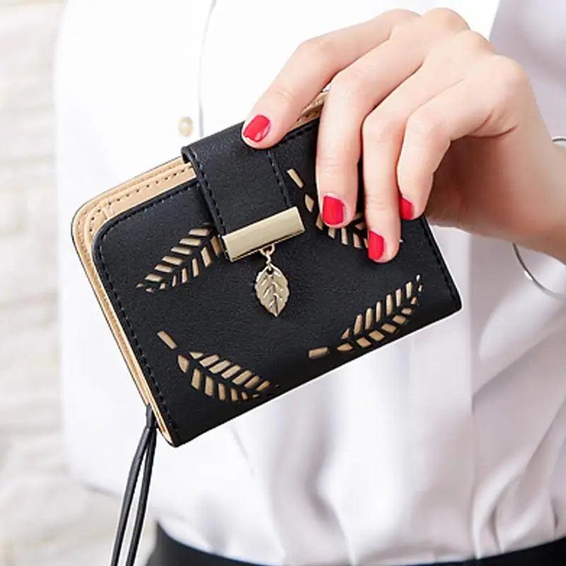 Vintage PU Leather Short Wallets Leaf Design Fashion Purse For Women Elegant Ladies Cute Zipper Purses Card Holders