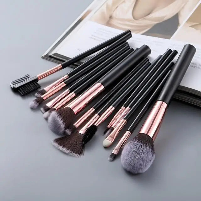 Vintage Style 5/10/15Pcs Makeup Brushes Set Powder Eye Shadow Foundation Blush Blending Make Up Brush Beauty Cosmetic