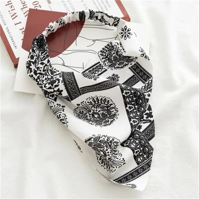 Vintage Style Women’s Bandana Hair Band Scarf Print Paisley Bandanas Headwear Wrist Head Wrap Hair Scarf Headwear