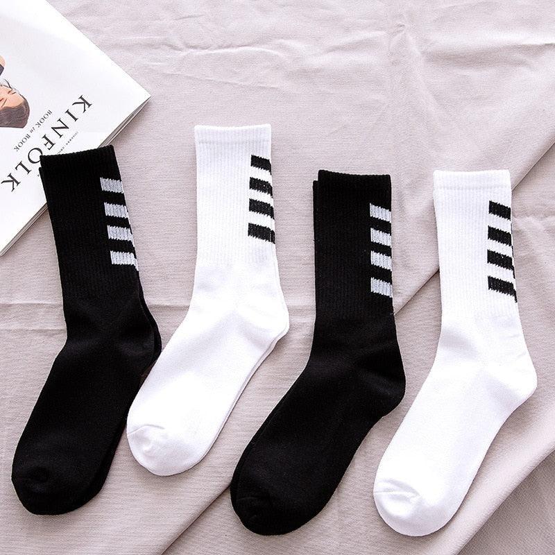 1 Pair Brand New Fashion Pure Cotton Black White Crew Unisex Socks Sports High Skateboard Blaze Street Wear Happy Long Warm Winter And Autumn Socks For Men And Women