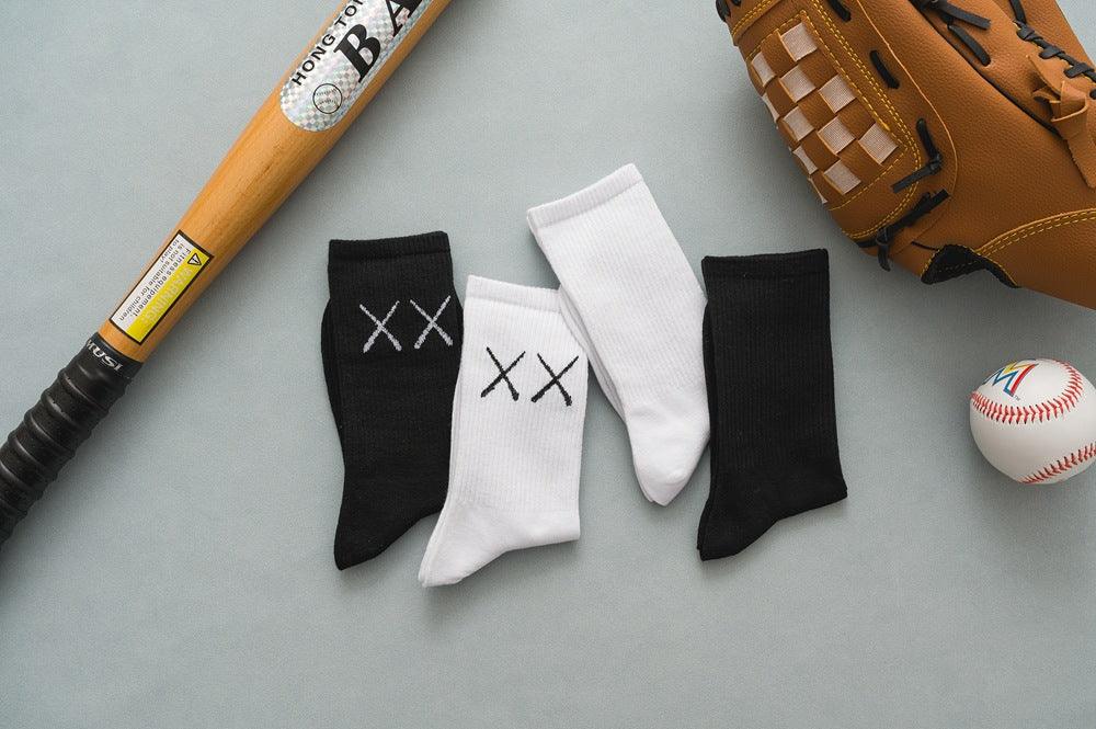 1 Pair New Unisex Combed Out Of Pure Cotton Sports Socks Breathable Compression Long Solid Black White Socks Summer Winter Middle Tube Warm Socks For Men And Women