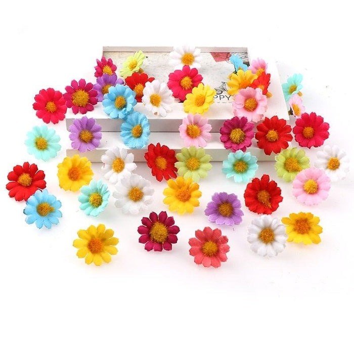 100PC/lot 2.5cm Mini Daisy Decorative Flower Artificial Silk Flowers Party Wedding Decoration Home Decor (without stem) Decoration Flowers Wall Heads for Home Wedding Decoration Wreath Accessories Craft Fake Flower